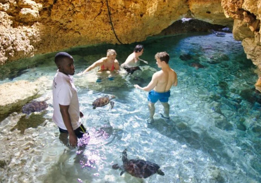 Garden Cave Zanzibar – One Hour Experience